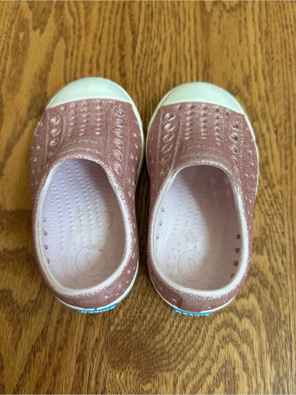 Native Slip-On Shoes Girls size C5 Pink Glitter